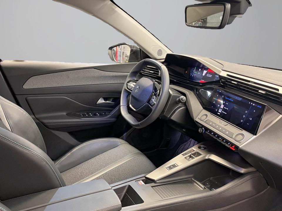 Peugeot 408 408 Allure PHEV 180 e-EAT8