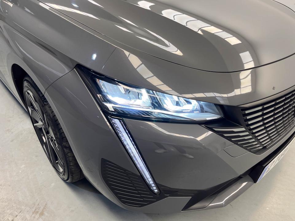 Peugeot 308 5P Allure BlueHDi 130 S&S EAT8