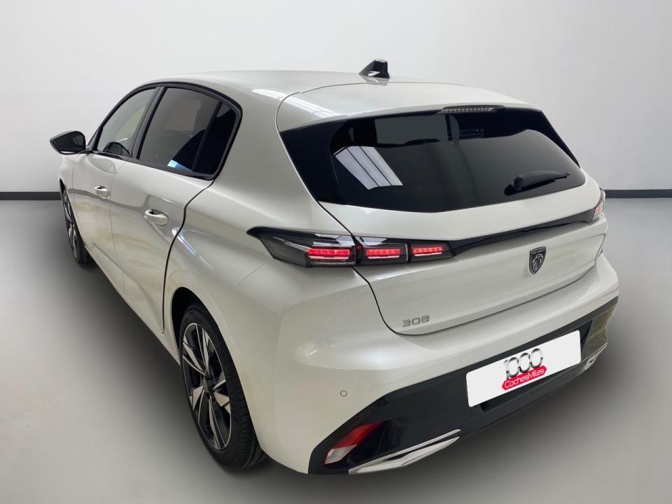 Peugeot 308 5P Allure BlueHDi 130 S&S EAT8