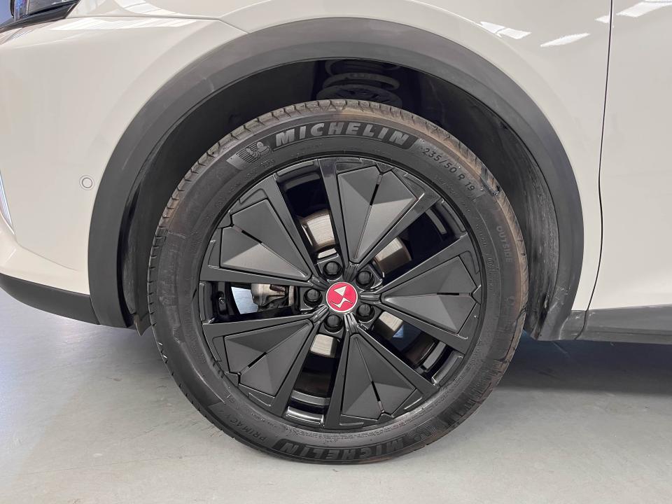 DS DS 7 BlueHDi 130 Automático PERF LINE +