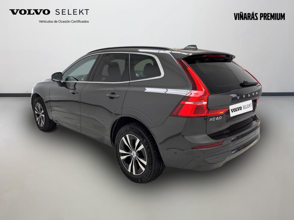 Volvo XC60 2.0 B5 G AWD Core Auto
