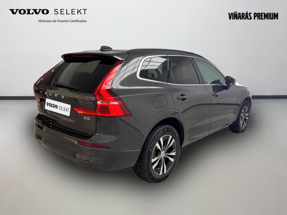 Volvo XC60 2.0 B5 G AWD Core Auto