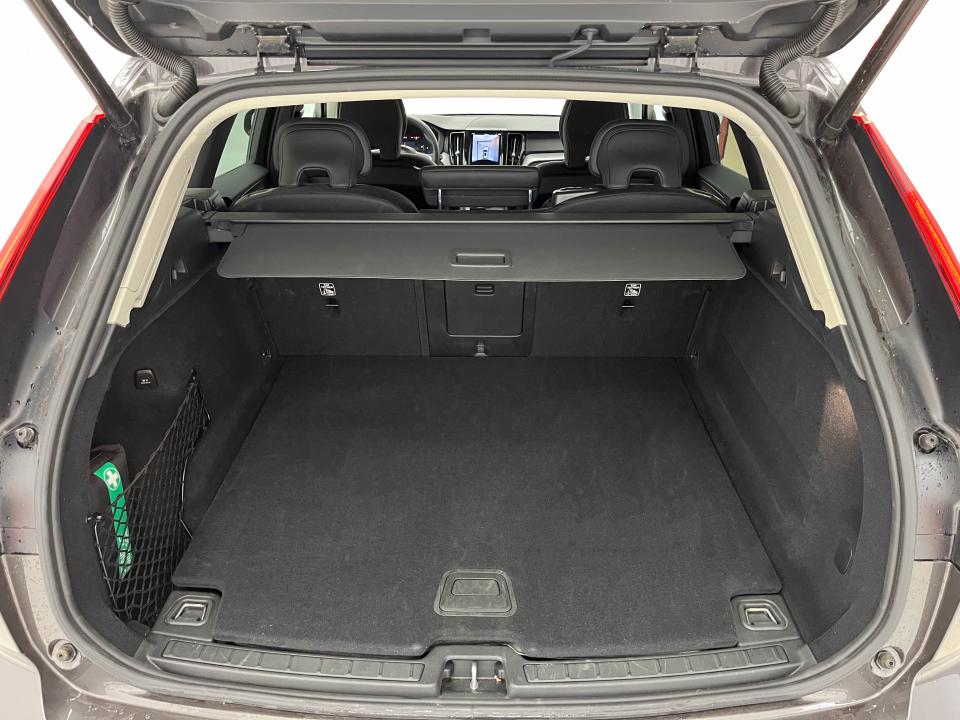 Volvo XC60 2.0 B5 G AWD Core Auto