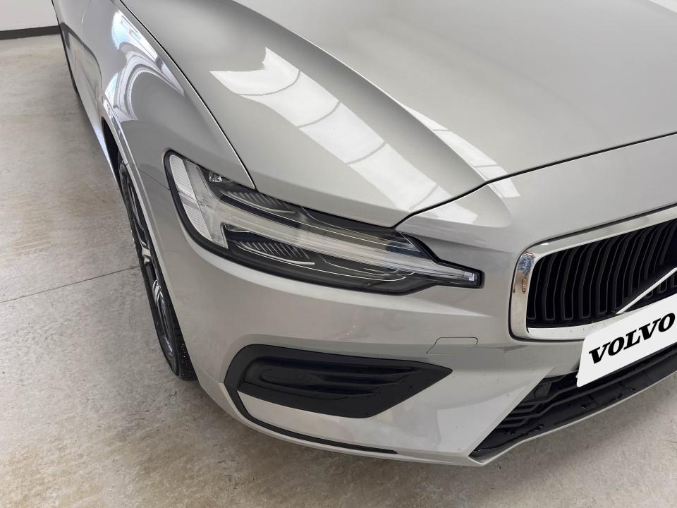 Volvo V60 2.0 B4 (G) Core Auto
