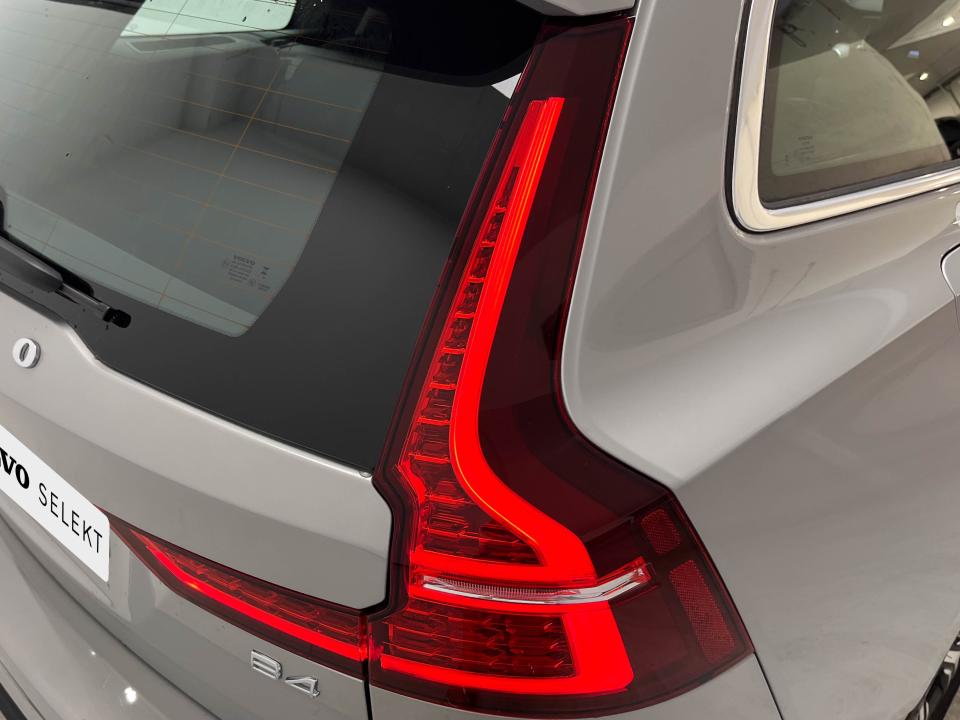 Volvo V60 2.0 B4 (G) Core Auto