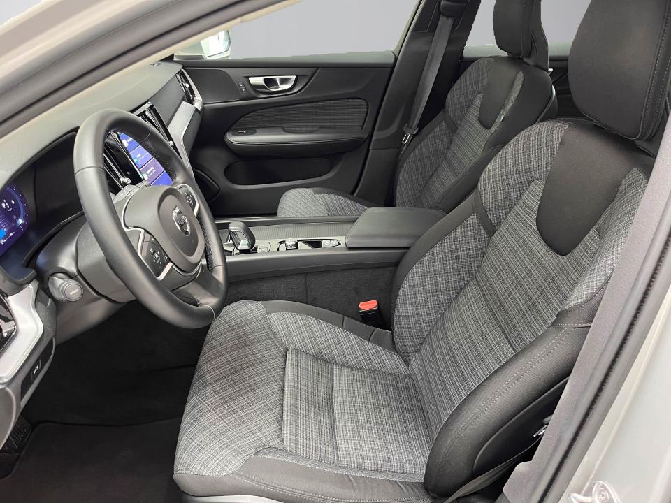 Volvo V60 2.0 B4 (G) Core Auto