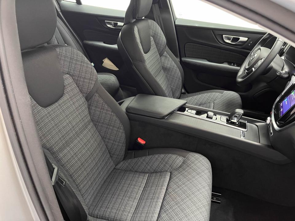 Volvo V60 2.0 B4 (G) Core Auto