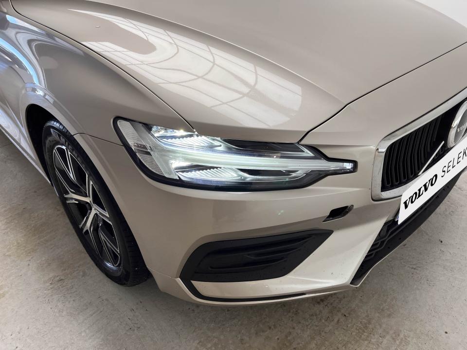 Volvo V60 2.0 B4 (G) Core Auto