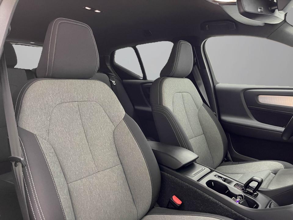 Volvo XC40 2.0 B3 G Core Auto