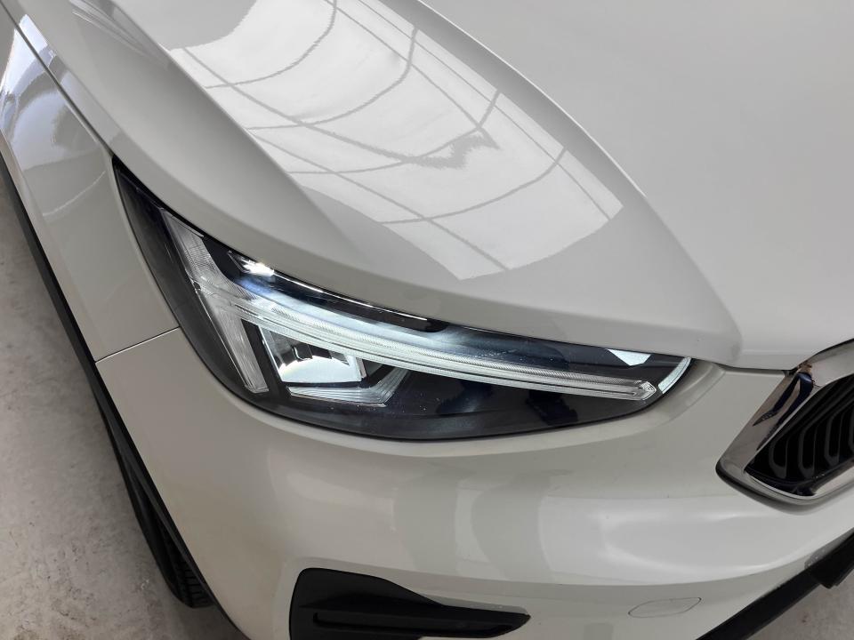 Volvo XC40 2.0 B3 G Core Auto