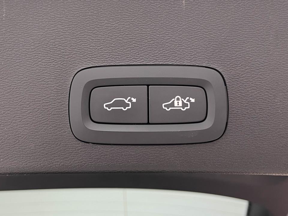 Volvo XC40 2.0 B3 G Core Auto