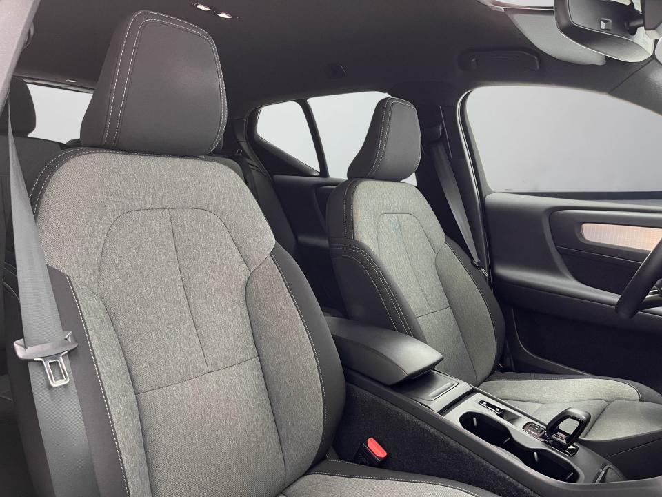 Volvo XC40 2.0 B3 G Core Auto