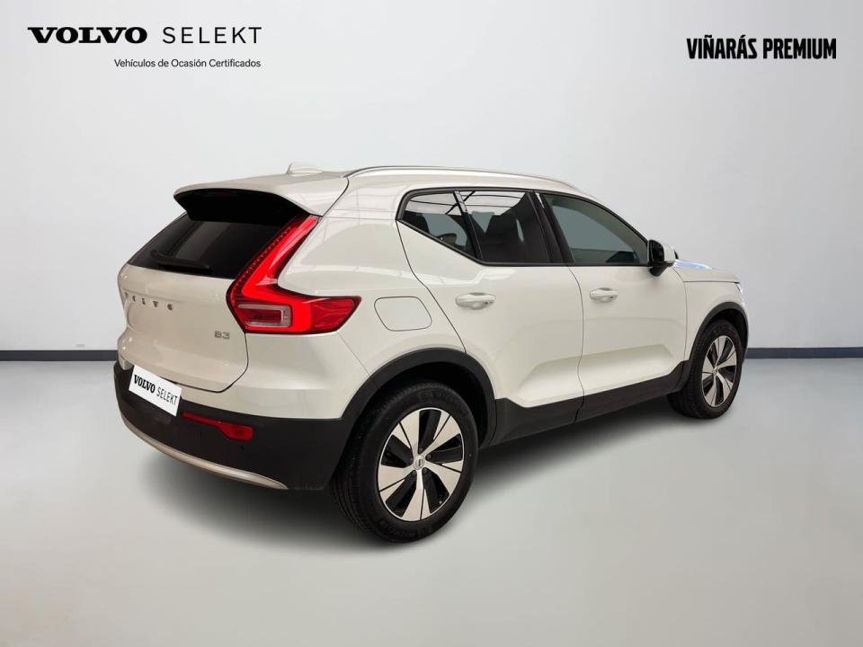 Volvo XC40 2.0 B3 G Core Auto