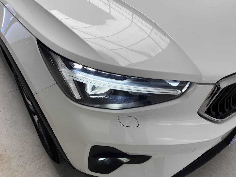 Volvo XC40 2.0 B3 G Core Auto