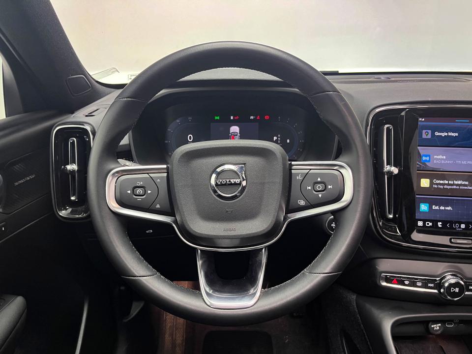 Volvo XC40 2.0 B4 G Plus Dark Auto