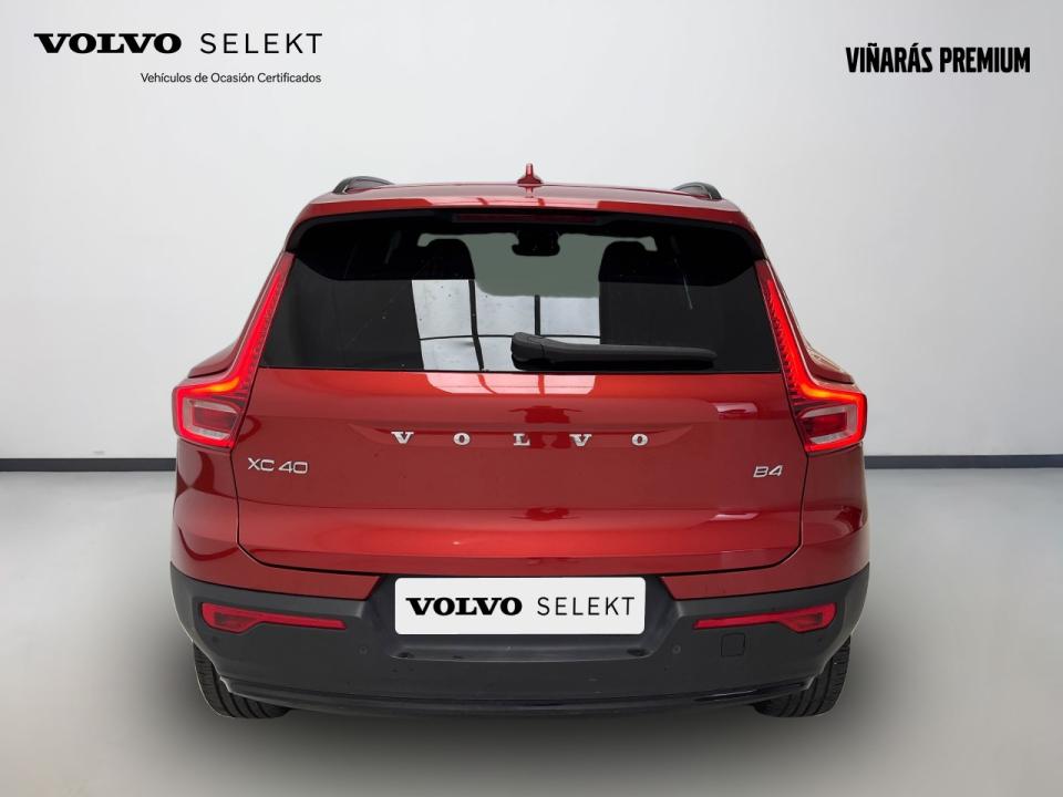 Volvo XC40 2.0 B4 G Plus Dark Auto