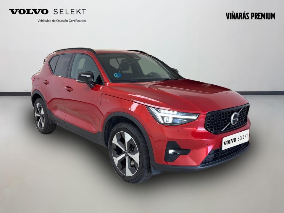 Volvo XC40 2.0 B4 G Plus Dark Auto
