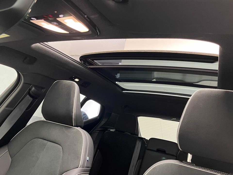 Volvo XC40 2.0 B4 G Plus Dark Auto