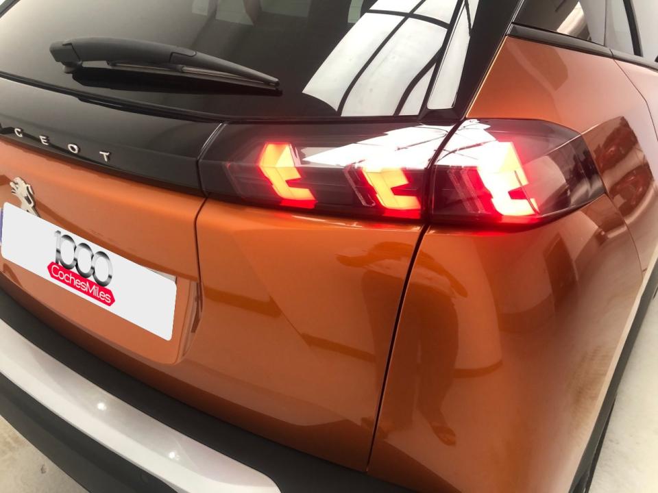Peugeot 2008 Allure Puretech 130 S&S 6 Vel. MAN