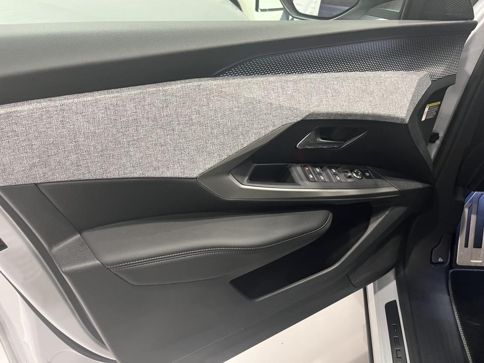 Peugeot 3008 Hybrid 1.2 107KW GT eDCS6
