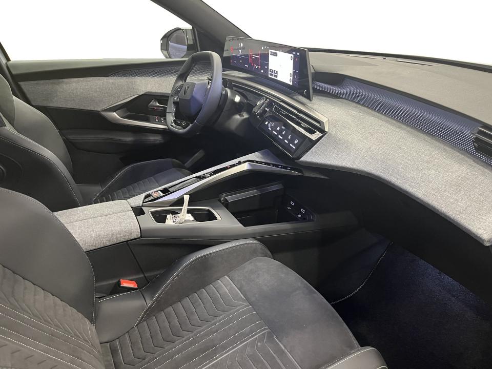 Peugeot 3008 Hybrid 1.2 107KW GT eDCS6