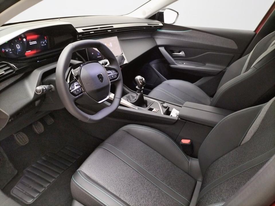Peugeot 308 5P Allure Gasolina 130 S&S MAN