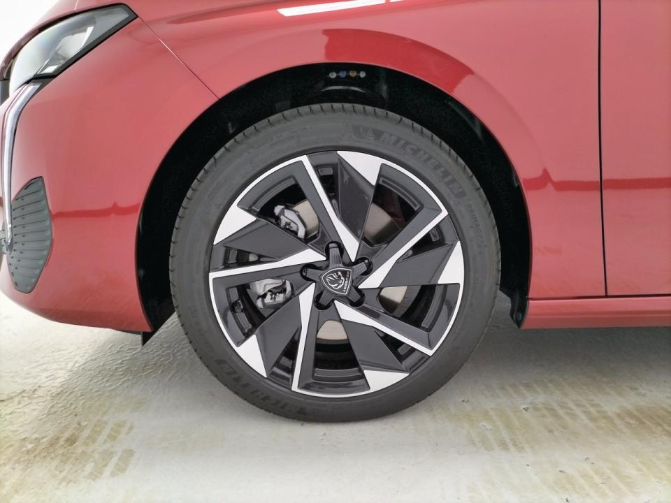 Peugeot 308 5P Allure Gasolina 130 S&S MAN