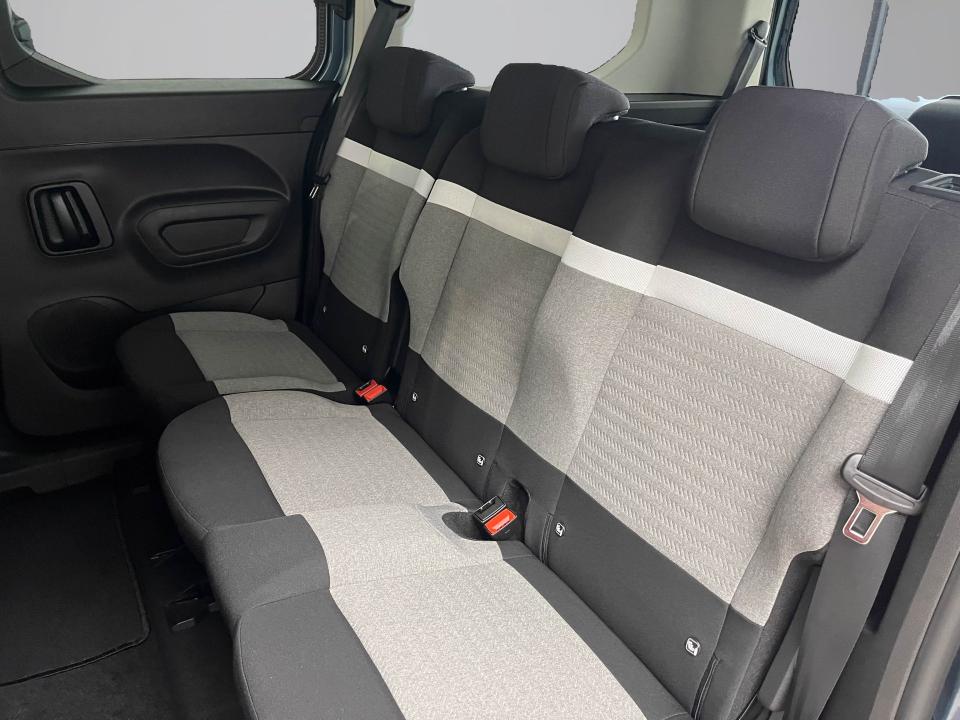 Citroen Berlingo Talla XL Diésel 130 S&S EAT8 PLUS M1 7 Plazas