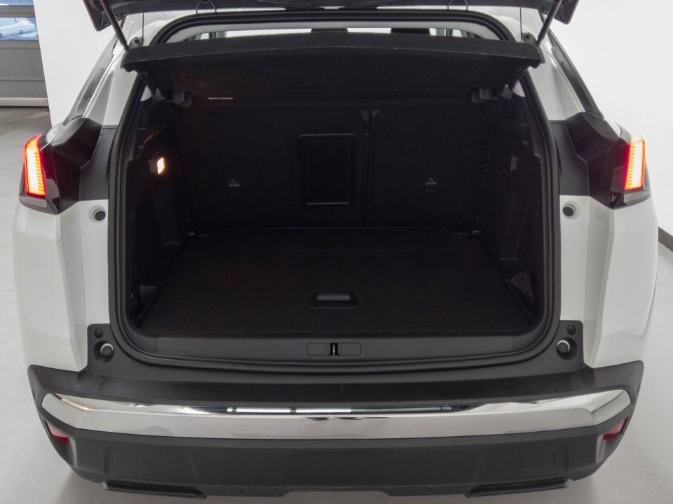 Peugeot 3008 1.2 PURETECH 96KW (130CV) ALLURE S&S