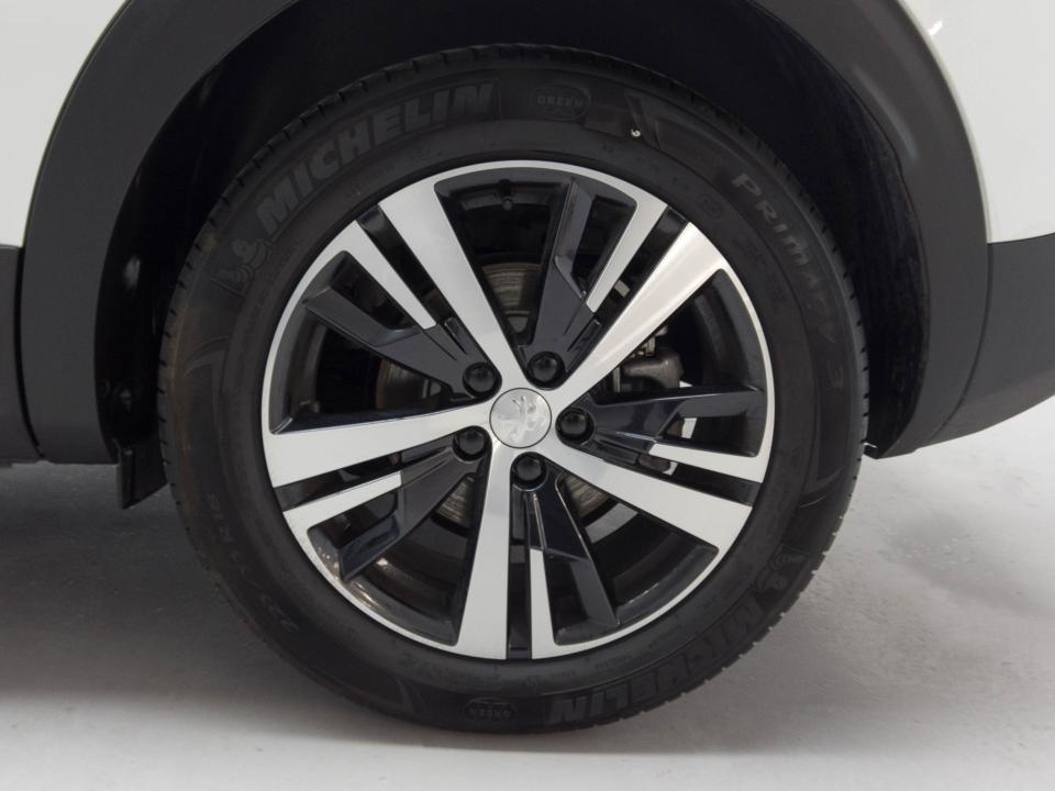Peugeot 3008 1.2 PURETECH 96KW (130CV) ALLURE S&S
