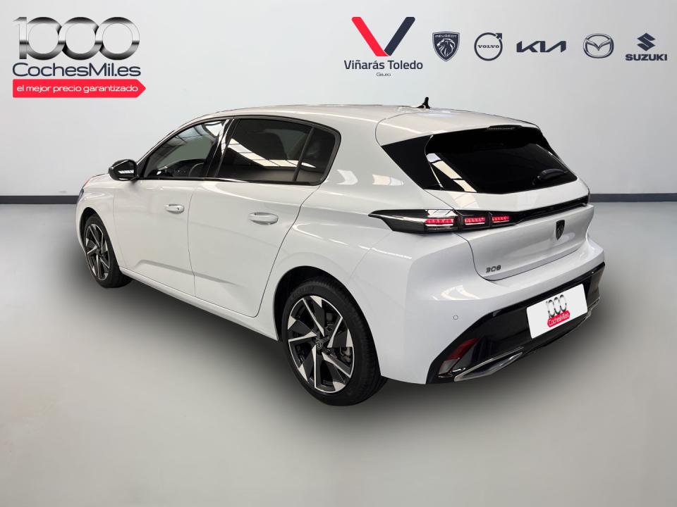 Peugeot 308 5P Allure Hybrid MHEV 136 e-DCS6