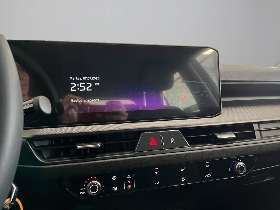 Kia Stonic 1.0 T-GDi 85kW (115CV) MHEV Concept