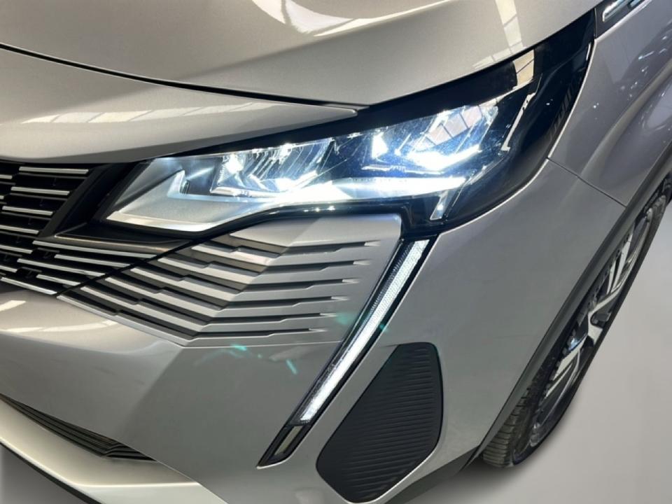 Peugeot 3008 Plug-in Hybrid 180 e-EAT8 Allure Pack