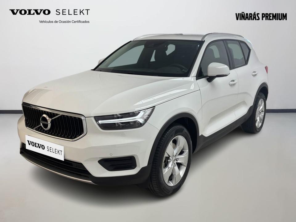 Volvo XC40 2.0 B3 G Momentum Pro Auto
