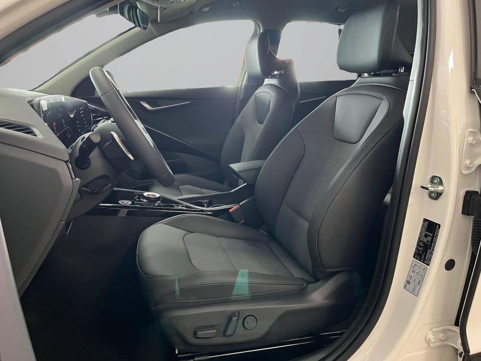 Kia Niro 1.6 GDi HEV 102kW (139CV) Drive