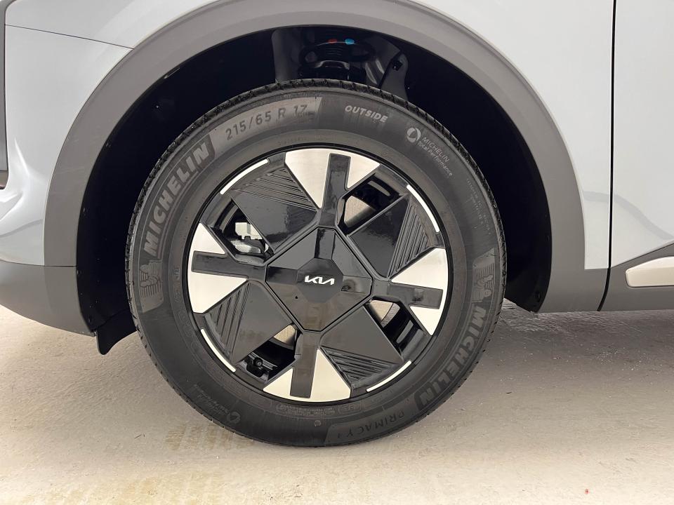 Kia Sportage 1.6 T-GDi HEV 176kW (239CV) Concept 4x2