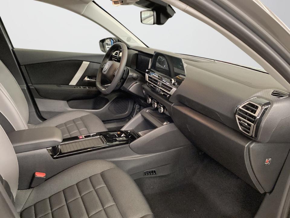 Citroen C4 Hybrid 145 ë-DCS6 Business Edition