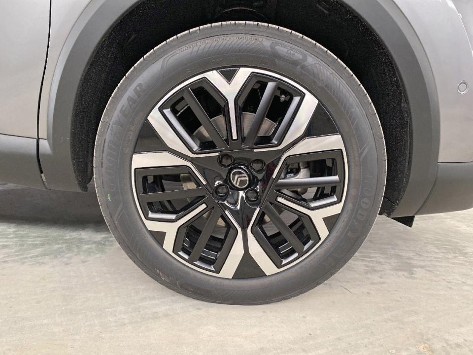 Citroen C4 Hybrid 145 ë-DCS6 Business Edition