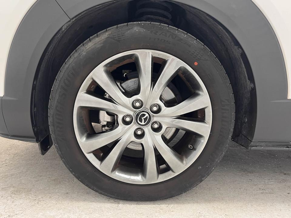Mazda CX-30 2,0 E-SKYACTIV-X EVOLUTION 2WD 186 5P