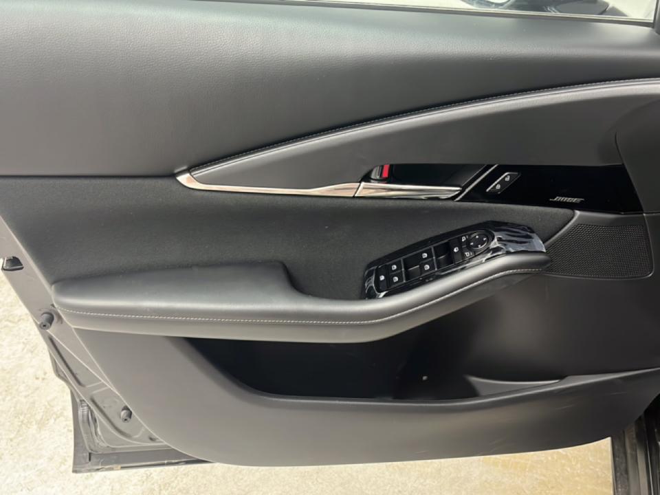 Mazda CX-30 e-SkyActiv G MHEV 110 kW 6MT Exclusive-line