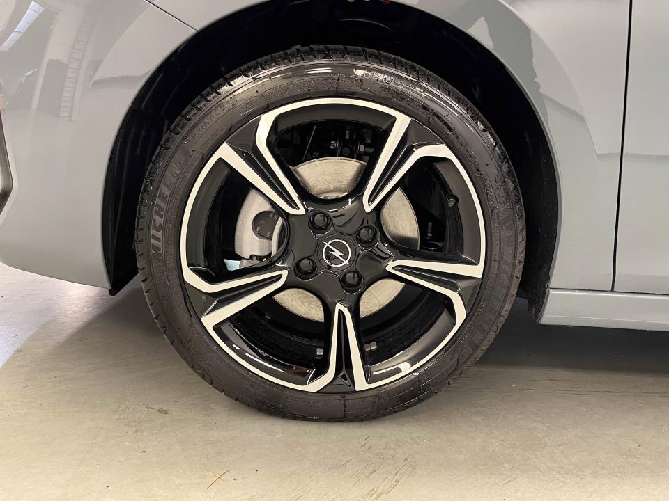 Opel Corsa 1.2T XHLHybrid 81kW GS eDCT