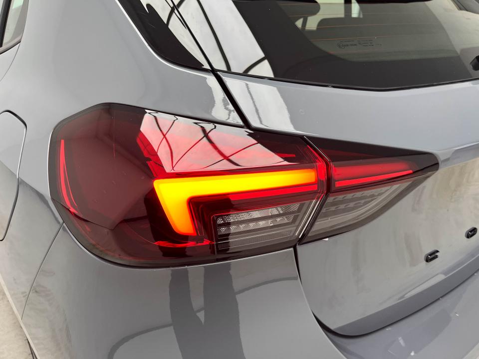 Opel Corsa 1.2T XHLHybrid 81kW GS eDCT
