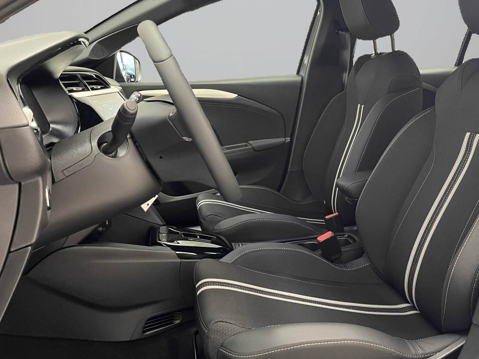 Opel Corsa 1.2T XHLHybrid 81kW GS eDCT