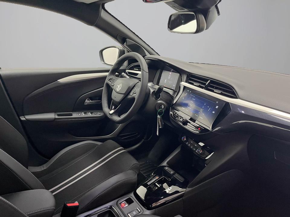 Opel Corsa 1.2T XHLHybrid 81kW GS eDCT