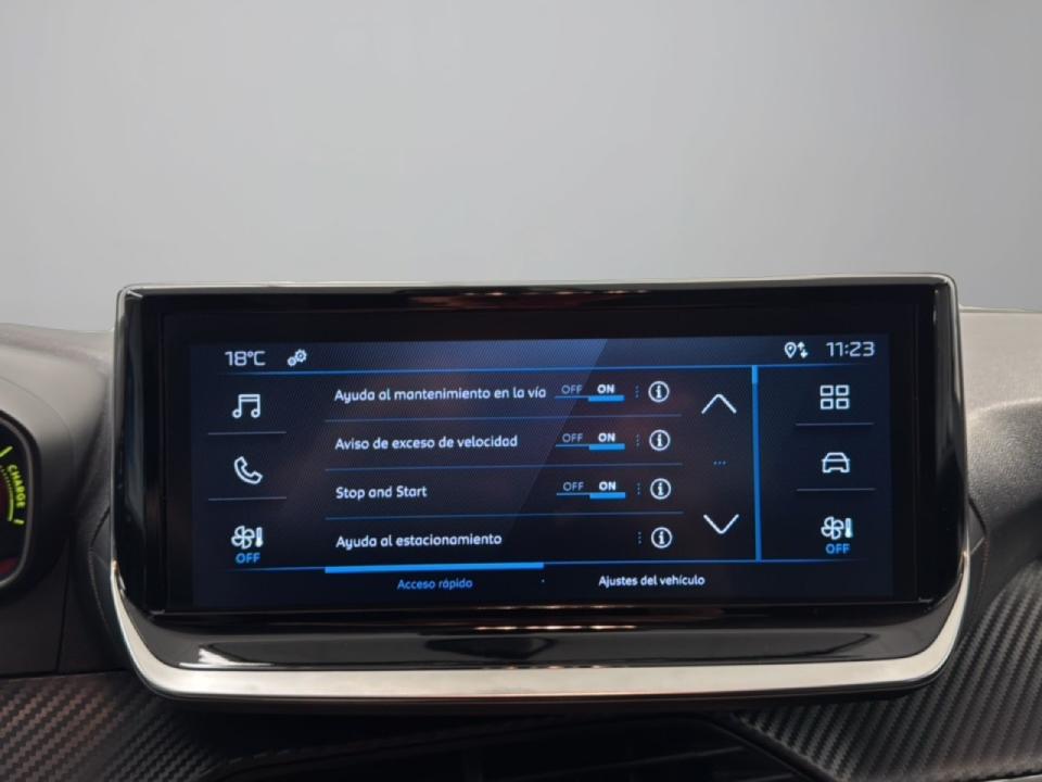 Peugeot 208 Style HYBRID 110 eDCS6