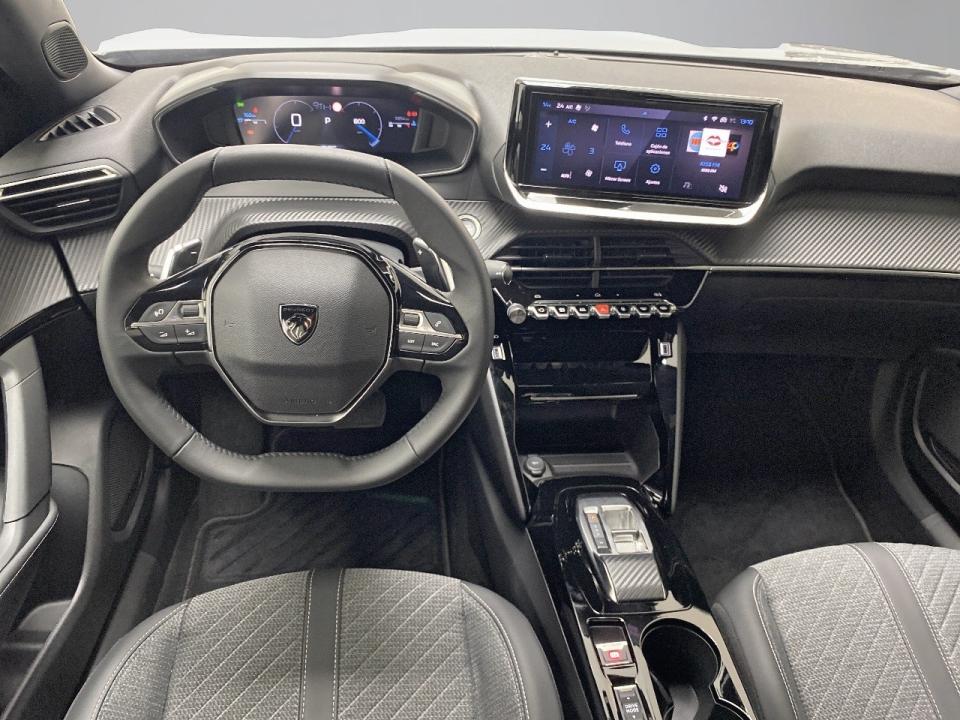Peugeot 2008 Allure Gasolina 130 S&S EAT8