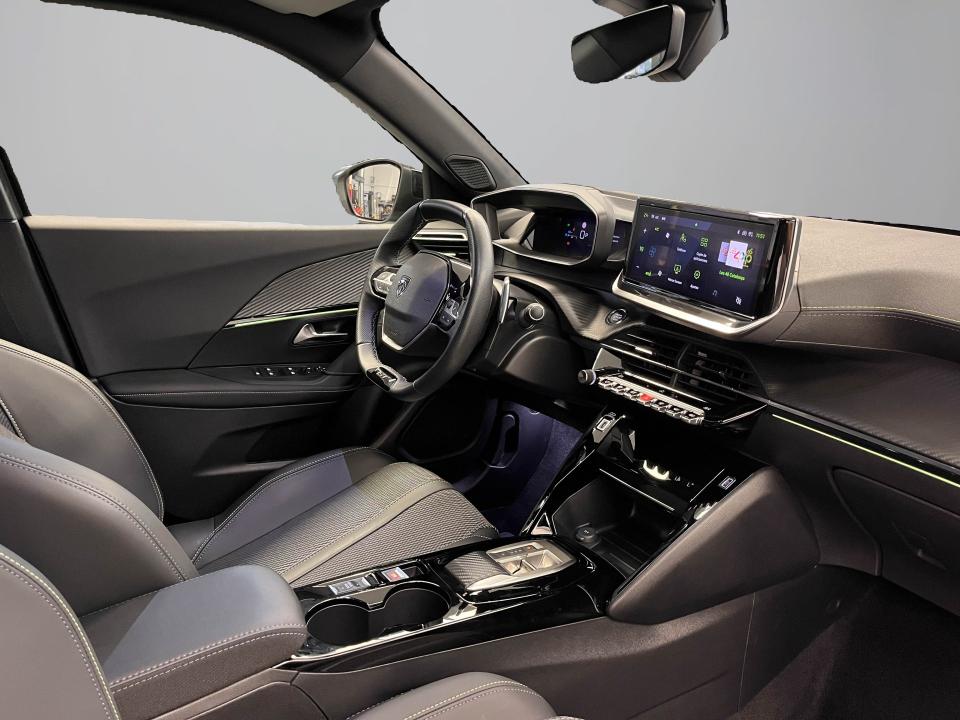 Peugeot 2008 GT Puretech 130 S&S EAT8