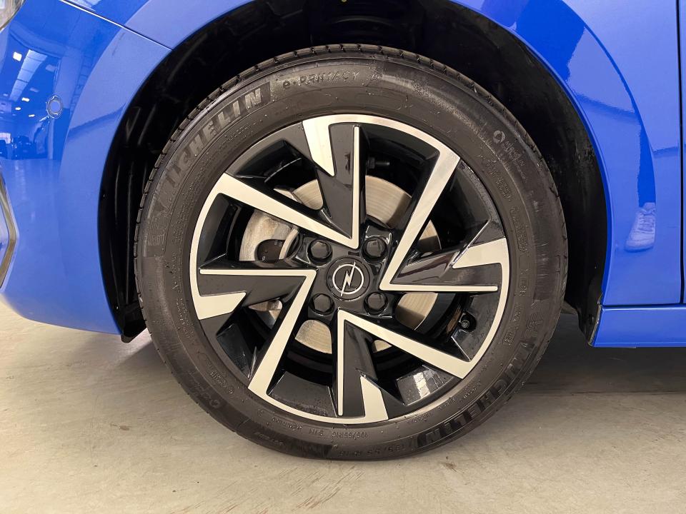 Opel Corsa 1.2T XHLHybrid 74kW GS eDCT