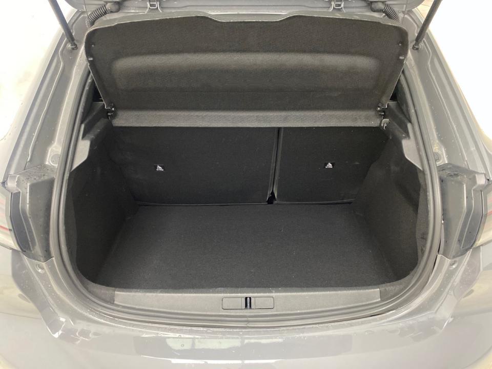 Peugeot 208 Allure HYBRID 110 eDCS6