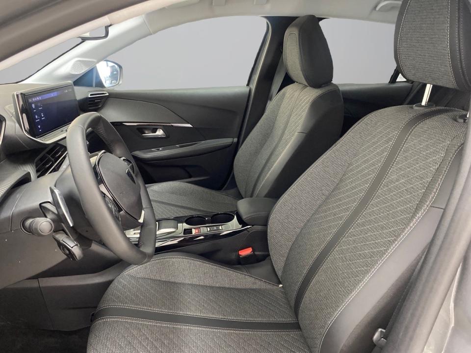 Peugeot 208 Allure HYBRID 110 eDCS6